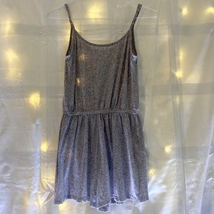 🍌H&M Gray Spaghetti Strap Romper